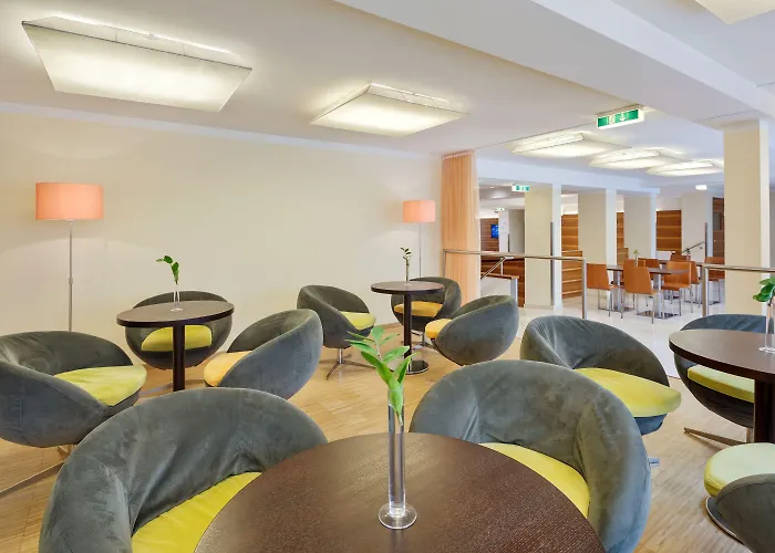 Hotel Four Points Flex By Sheraton Hauptbahnhof 3*
