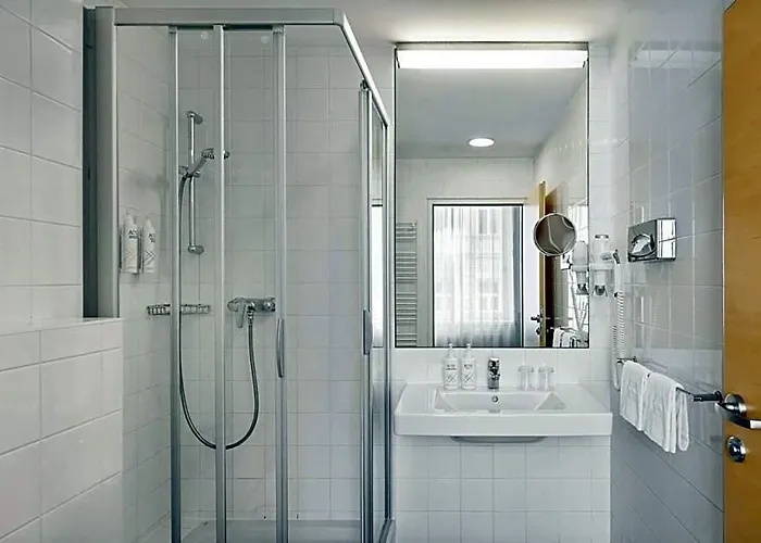 Hotel Four Points Flex By Sheraton Hauptbahnhof 3*